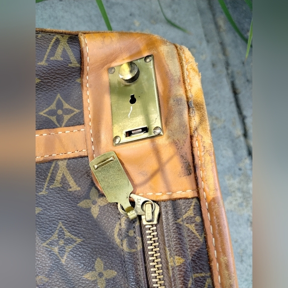 Louis Vuitton Saks Fifth Avenue Soft Sided Suitcase - Picture 12 of 17